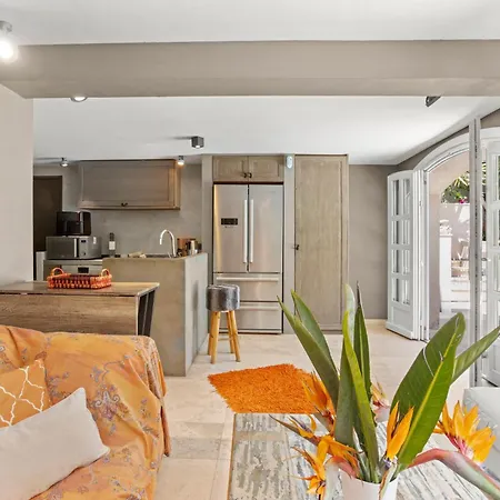 Feriehus Strelitzia Avec Piscine Sainte-Maxime