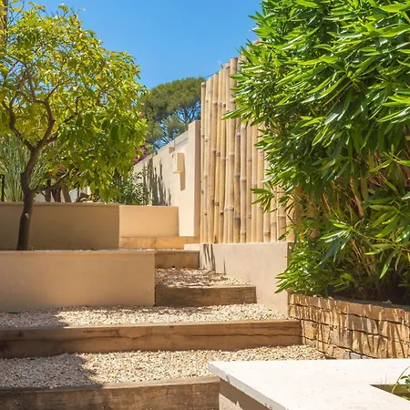 Feriehus Strelitzia Avec Piscine Sainte-Maxime
